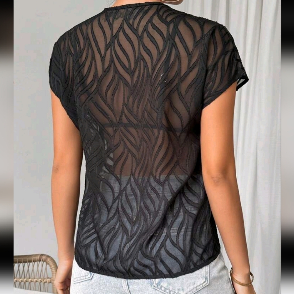 Ladies' V-Neck Jacquard Blouse,Short Sleeve Tops - Picture 2 of 4